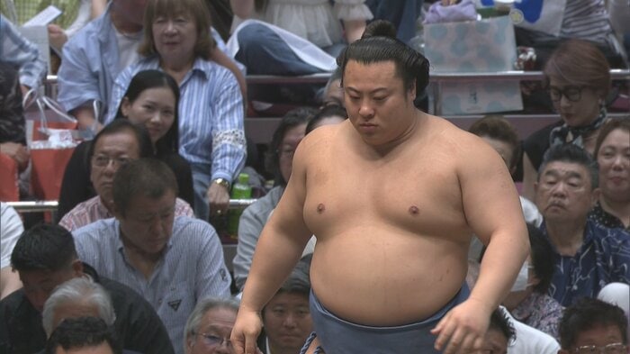 朝乃山と対戦した翔猿