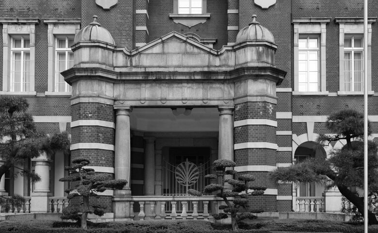 皇室用昇降口（『至高の近代建築』より）