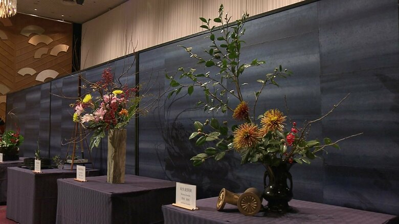 「いけばなインターナショナルフェア2025」のいけばな作品