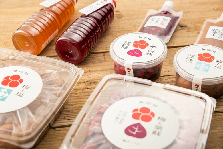 うめひかりは、梅酢や梅チューブなど、梅干し以外の製品も手掛ける