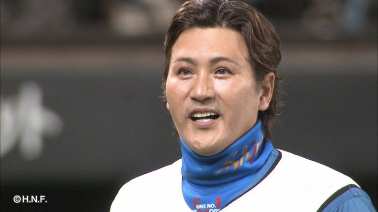 ホーム最終戦後にファンへ感謝を伝える新庄剛志監督