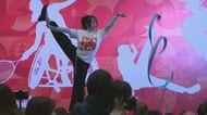 須田亜香里さんらがPR…来年のアジア・アジアパラ競技大会を前に会場で体験イベント 実施される座位バレーボール等