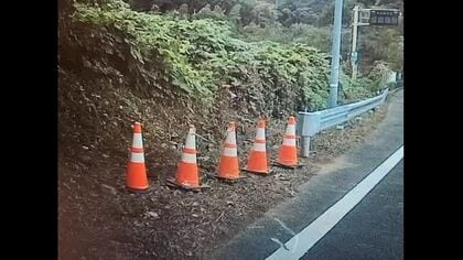 宇和島の松山道ガードレール復旧作業で光ケーブル損傷　道路情報板に障害　復旧２１日夕方から夜か【愛媛】