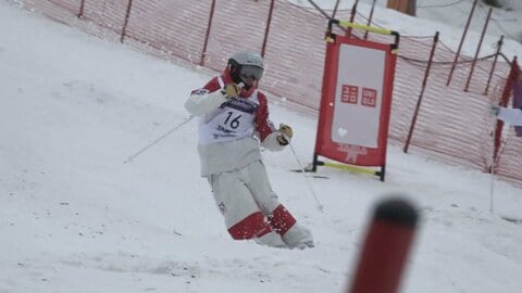 五輪メダリスト堀島行真選手が第二の故郷で技を披露　富山・南砺市でモーグルW杯開幕へ