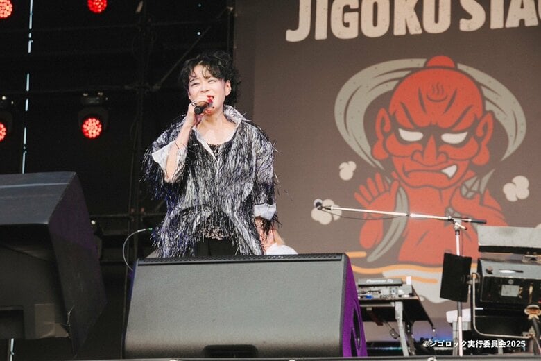 「盛り上がってますか？生きてたぞ」　歌姫・中森明菜が大分で開催の野外音楽フェス・ジゴロックに降臨｜FNNプライムオンライン
