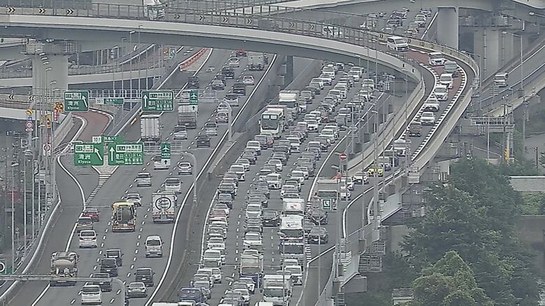 中央道上りでは渋滞16km…13日の東海3県の高速道路は各地で混雑 夕方には東名阪道上りで約15kmの予想｜FNNプライムオンライン
