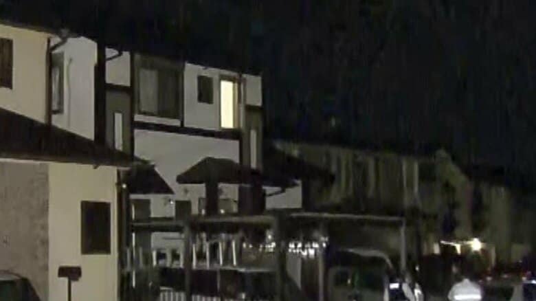 「ネットで知り合った男性に会いに行く」遺体は16歳女子高生か　仰向けでクローゼットに放置　死体遺棄の疑いで21歳男逮捕　愛知・一宮市｜FNNプライムオンライン