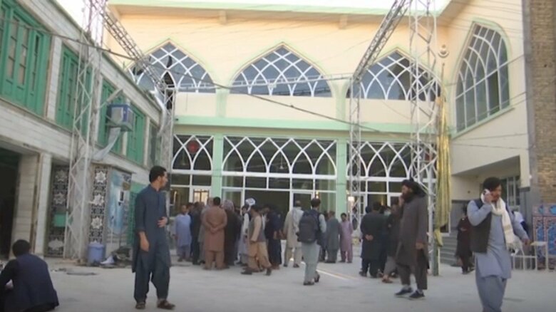 アフガニスタン モスクで自爆攻撃47人死亡 ｢イスラム国｣が犯行声明