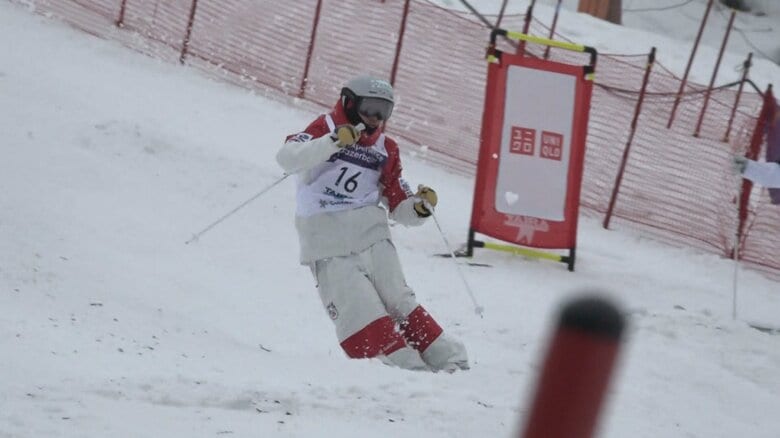 五輪メダリスト堀島行真選手が第二の故郷で技を披露　富山・南砺市でモーグルW杯開幕へ｜FNNプライムオンライン