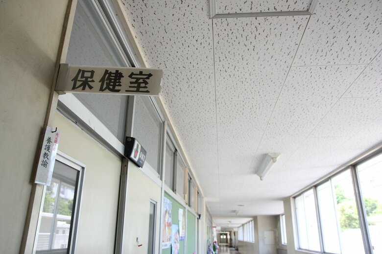 女性教師は、中学校の保健室で勤務していた20年2月から、ソープランドで働き始めた(画像はイメージ)