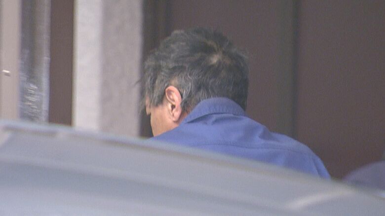 長野中央警察署に移送される矢口容疑者