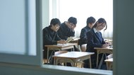 わいせつ・セクハラ教員をなぜ学校から追放できないのか