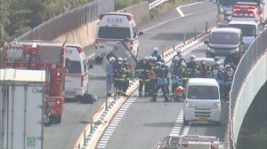 速報】松江市の山陰自動車道で事故発生 車が横転し2人が負傷し搬送(島根・松江)
