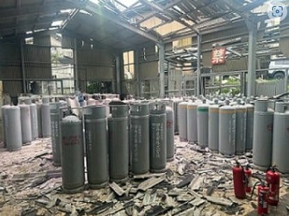 【速報】奈良市のＬＰガス検査所で爆発　周辺住民には屋内待機呼びかけ　こども園は小学校体育館に一時避難も　けが人なし
