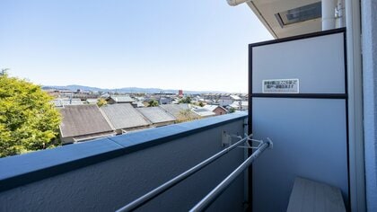 後を絶たない子どもの転落事故　活用したい東京都の30万円の補助事業　補助錠・室外機柵設置工事など