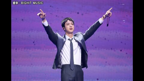 BTS・JINさんに無理矢理キスで50代日本人の女を在宅起訴　強制わいせつの罪で