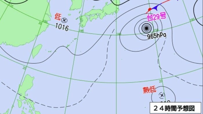 天気図　12日午後9時予想　気象庁HP