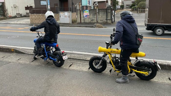 公道に出るとこんな感じ