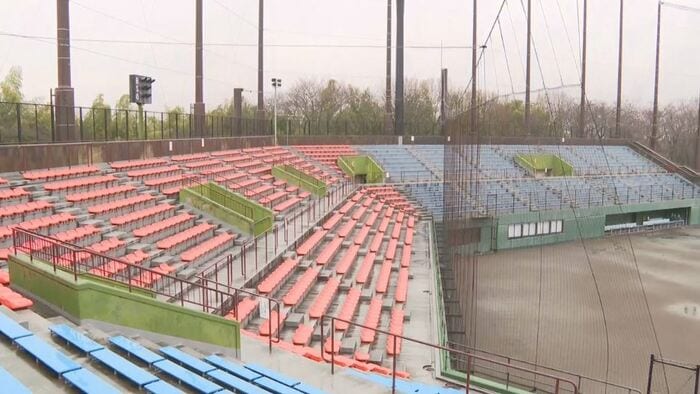 飯田運動公園野球場