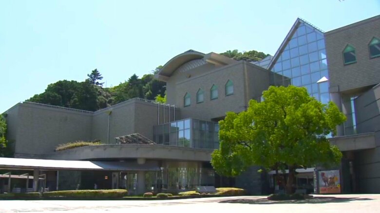 徳島県立近代美術館