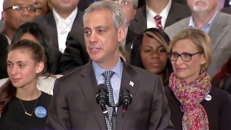 支持者らを前に演説するエマニュエル氏（2015年）