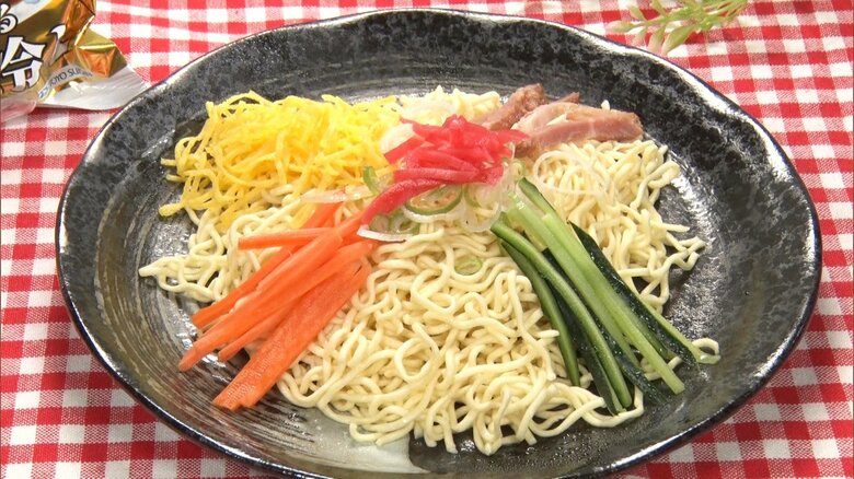 東洋水産「マルちゃん正麺 ごま油香る鶏だれ冷やし」5食バック（袋麺）664円 ※店舗により取り扱いのない場合あり
