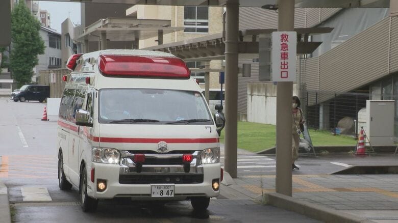 感染の急拡大で受け入れ可能な病院も減少