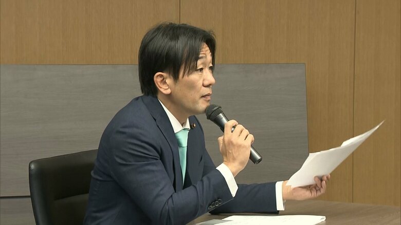 自らの見解を述べる石原議員（2024年12月）