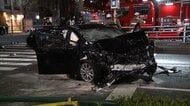 内閣府公用車が赤信号無視し交差点に突っ込む…車6台絡む事故で1人死亡8人重軽傷　危険運転致死傷の疑いも　東京・港区