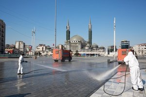 「冗談じゃない!中国を超えてしまった」トルコの感染者数が中東最多に…滑走路に仮設病院計画も