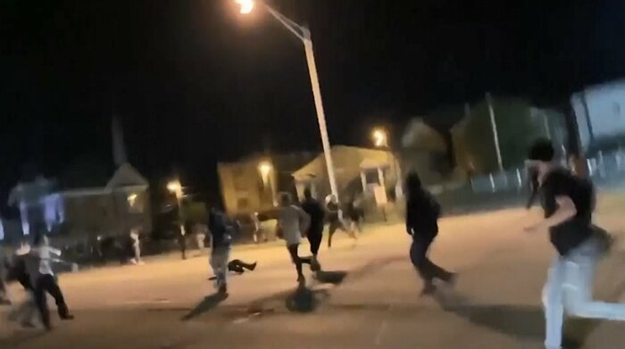 8月25日に発生した銃撃事件。17歳の少年が逮捕された