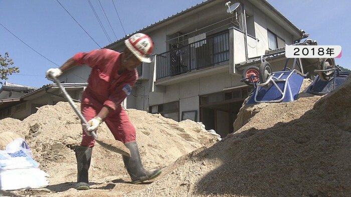 災害発生直後から広島県の被災地で支援に汗を流した尾畠さん