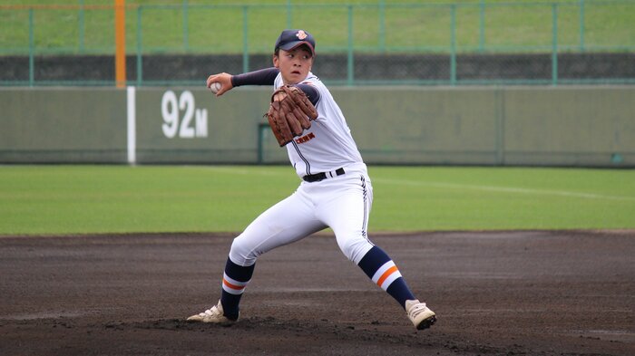 好投した文教大附属・富田龍輝投手(3年)