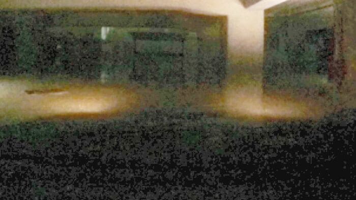 地下駐車場に停めてあった車のドライブレコーダー（提供：明聖高等学校）