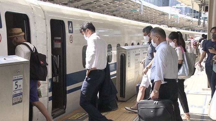 過去最多 感染者全国で1600人超 お盆休み前 各地で危機感