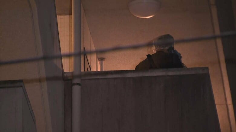 練馬区のマンションに男2人組の刃物強盗　住人の女性殴り現金奪う｜FNNプライムオンライン