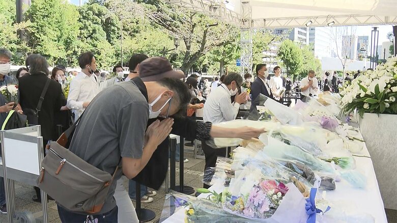 【速報】安倍元首相「国葬」　一般献花が1万人超える｜FNNプライムオンライン