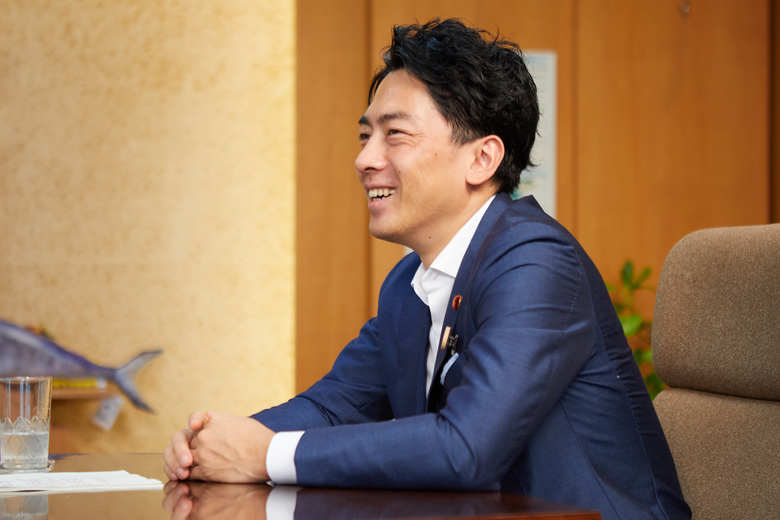 24歳と39歳、ガラ携とスマホくらい違うじゃないですか