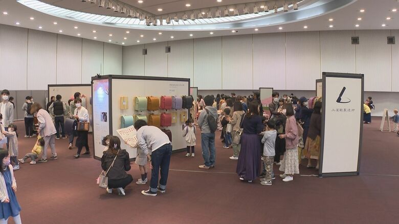 ランドセルの展示即売会