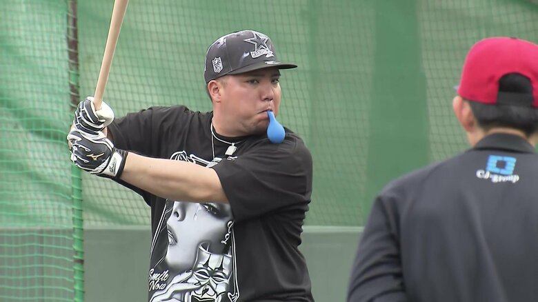 球界屈指の飛ばし屋！山川穂高選手の風船をバッティング練習法④