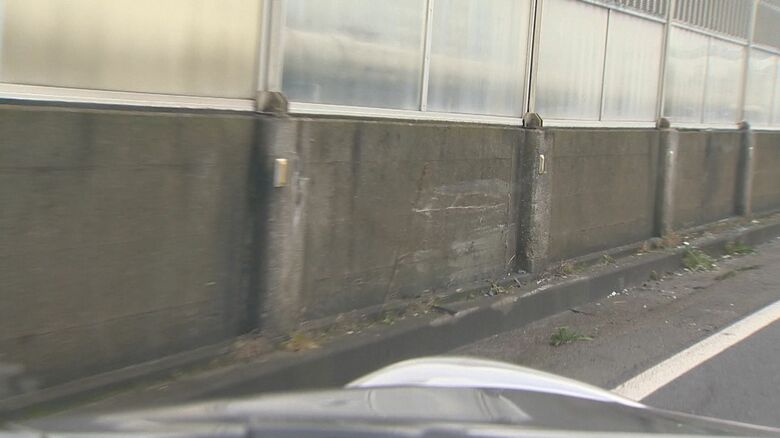 新潟バイパスの防護壁