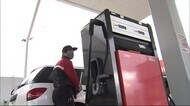 値上げでタクシー業界も悲鳴 レギュラーガソリン平均小売価格165.7円に