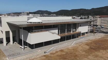 25年春の開館まで“アート”1年　鳥取県立美術館　購入費約3億円物議「ブリロの箱」注目の展示場所は【鳥取発】