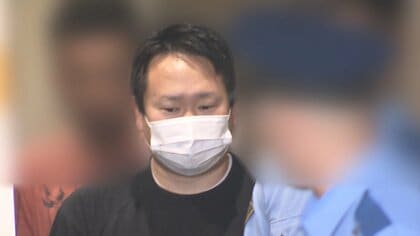 高級シャンパンを万引きし300万円相当を売りさばいた疑いで32歳男を逮捕　かばんで隠し電話装い店外へ　東京・足立区
