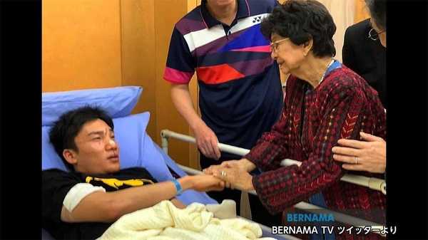 顔に複数裂傷 全身打撲 バドミントン桃田賢斗選手がまさかの追突事故 東京五輪への影響は