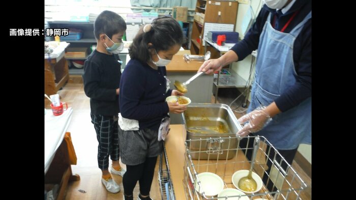 おかわりをした子供たち この日は残飯がいつもより少なかった