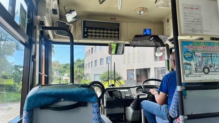 島内は路線バスで移動できる