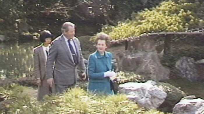 1986年3月 醍醐寺の庭を散策されるスペンサー夫妻