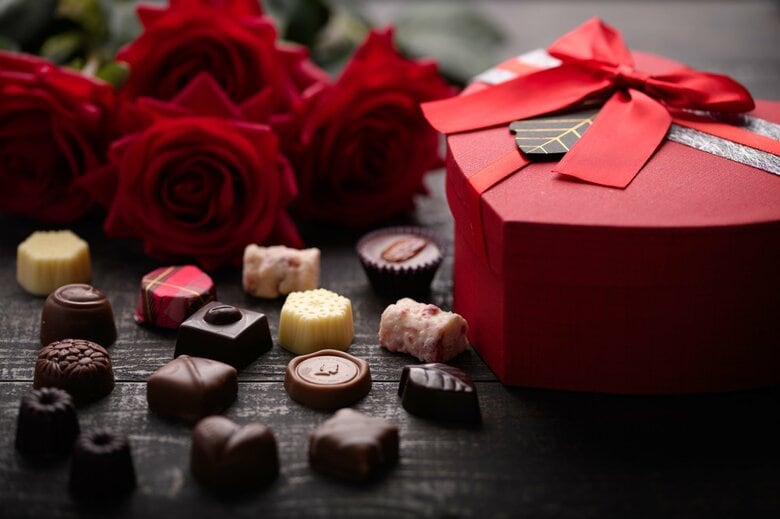 バレンタイン「渡す予定なし」4割超…平均予算は4943円　物価高も影響か　板チョコ価格は2022年と比べ約2倍に｜FNNプライムオンライン