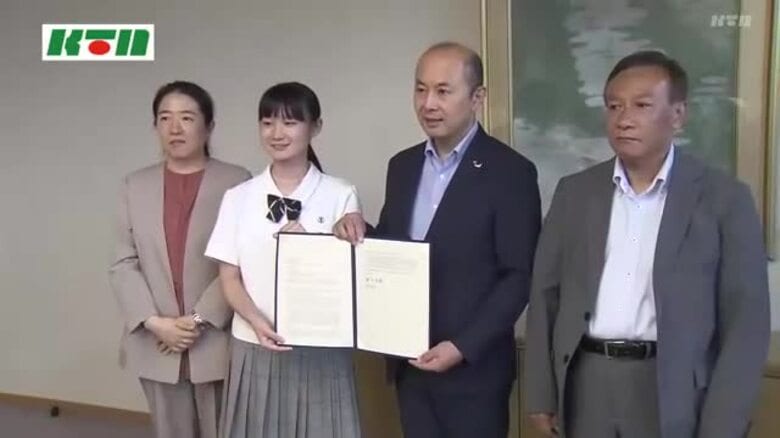 「仲間たちの思いも届けたい」と意気込み　高校生平和大使が欧州派遣を前に長崎市長表敬｜FNNプライムオンライン